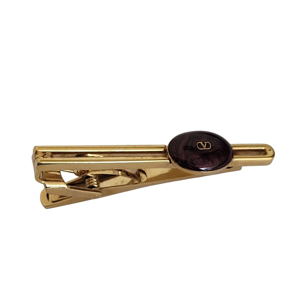 Valentino Garavani Mens Vintage Gold Tone Tie Clip Burgundy Inlay V Logo 2 Inch
